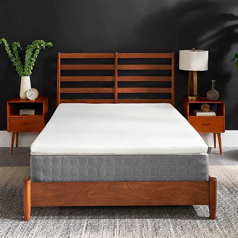 A good mattress topper is well worth your money, as it not only adds more comfort to a mattress but can help maintain its longevity by acting as a protective cover, absorbing which mattress topper is the best? Top 10 Best Mattress Topper For Heavy Person Review 2021 ...