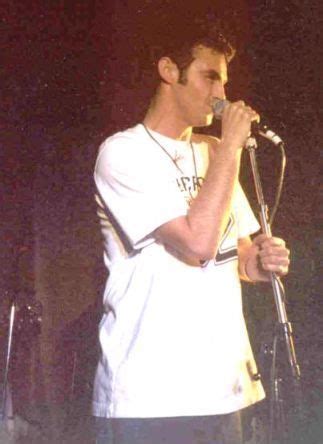 Official page marti pellow wiki marti pellow twitter. Young Scottish singer Marti Pellow | Singer, Marti, Concert