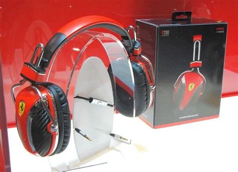 Free shipping on qualified orders. Ferrari- Headphones P200 - Scuderia Ferrari Formula 1 - Design - Comfort and Accessories - Catawiki