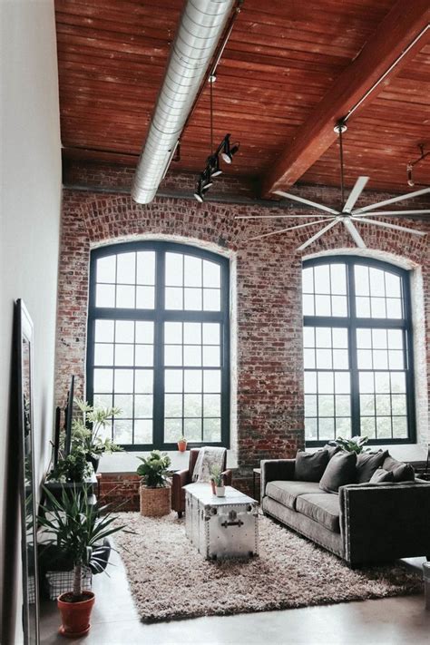 If you love the energy of city life and the feel of a reclaimed industrial space, then you'll love what an urban industrial decor scheme can do for your home. Modern, Rustic, Industrial Loft Apartment | Industrial ...