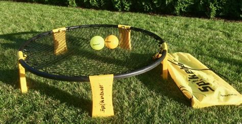 Für welches material sie sich entscheiden, hängt von ihren persönlichen vorlieben ab. Spikeball - Action Ball-Spiel für den Garten | 360°Friends