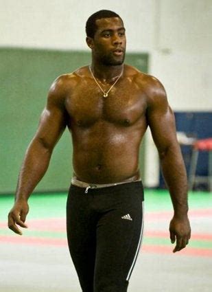 For 19 months the life of the double olympic judo champion was captured. Teddy Riner Physique / Le Telegramme Judo Judo Teddy Riner ...