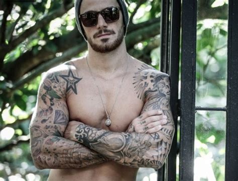 Wagner carvalho 1 episode, 2014. Sem camisa, Felipe Titto exibe tatuagens em ensaio - Fotos ...