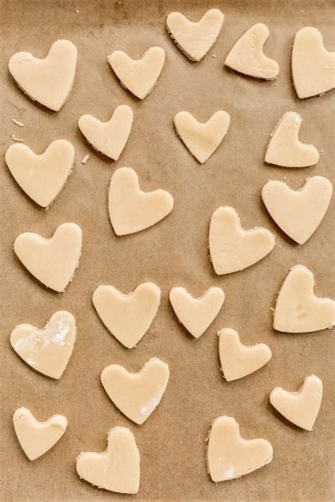 I ♥ hemp hearts, even my twelve year old. Heart Healthy Vegan Hawthorn Cookies : If you have a heart ...