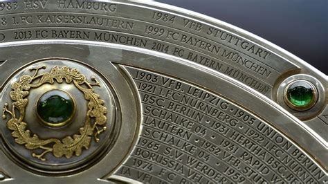 Ticketshop tickets for all matches. Bundesliga Trophy : Bayern Munich Win Bundesliga Title For ...