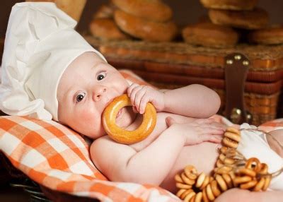 Wann kinder trocken werden, können eltern kaum beeinflussen. Wann kann ich dem Kind Trocknen geben, Donut: ab welchem ...