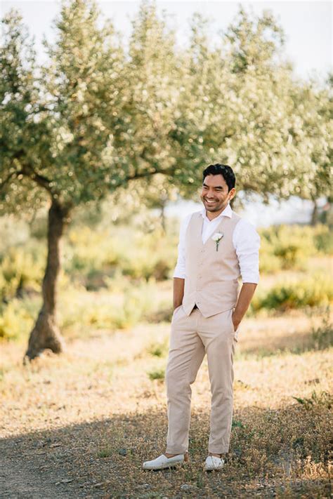 Mientras dure la celebración de la boda civil en málaga estarán presentes por ley el funcionario o juez, los cónyuges y, un testigo por cada uno. Boda civil Puerto Niza - Malaga - Cristina & Takuya