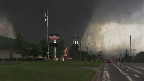 It's been a while since the last ef5 tornado hit the u.s. Moore Oklahoma EF-5 Tornado Video! 5/20/13 - YouTube