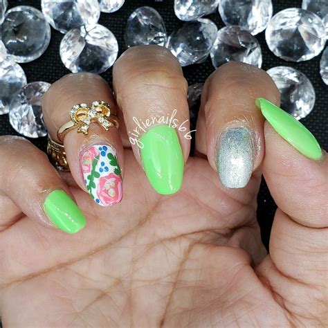 The commercial real estate company that. Neon green (With images) | Flower nails, Floral nails ...