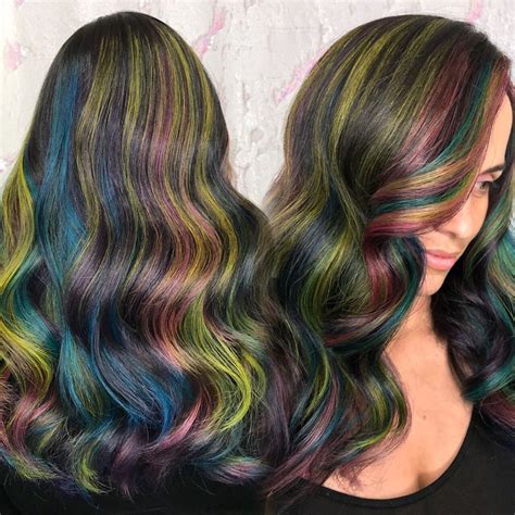 How to use perfect for loose curls and waves to counteract the the dehydrating effects of shampoo. 🌈OIL SLICK🌈 on level 5 hair I created this oil slick look ...