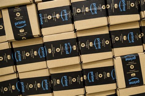 Una volta effettuata la prova gratuita di 30 giorni e confermato l'abbonamento, potrai pagare un canone annuo di 36 euro, equivalenti a 3 € al mese. Come disattivare l'abbonamento ad Amazon Prime in pochi click