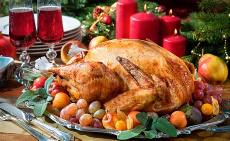 Best traditional english christmas dinner from british christmas dinner traditional recipe. English Christmas Dinner / Traditional British Christmas ...