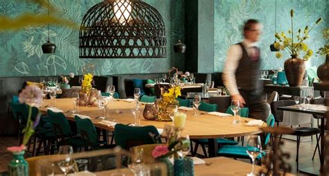 Guests can enjoy seasonal cuisine and dishes with organic ingredients in the restaurant at van der valk hotel stein urmond. Van der Valk Hotel Stein-Urmond in Urmond - de beste ...