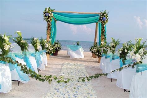 We did not find results for: Addobbi per un matrimonio in spiaggia: ecco alcune idee ...