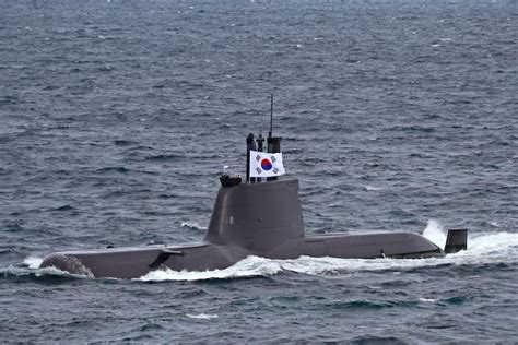 Indonesia has a fleet of five submarines and plans to operate at least eight by 2024. South Korea lands $1B submarine contract with Indonesia ...