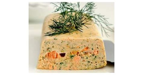 Zet de terrine in een warmwaterbad en plaats 90 minuten in de oven op 120°c. TERRINE DE POISSON | Recette | Terrine de poisson, Terrine ...