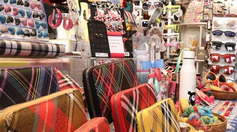 Planning to buy/order online gifts in singapore from ferns n petals gift store? The Best Places to Buy Unique Souvenirs in Glasgow