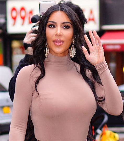 Check spelling or type a new query. Kim Kardashian jako BLONDYNKA czy BRUNETKA? | Kozaczek