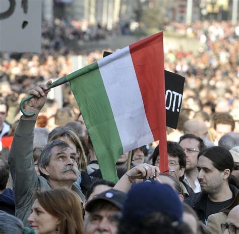 Jahrbuch für sexuelle zwischenstufen unter besonderer berücksichtigung der homosexualität bzw. Ungarn: Opposition bezeichnet neue Verfassung als Diktatur ...