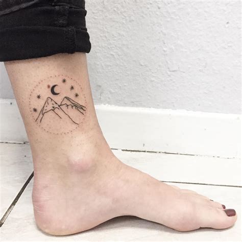 Fashionable cross tattoos for women on ankle. 115+ Best Ankle Bracelet Tattoo - Designs & Meanings 2019