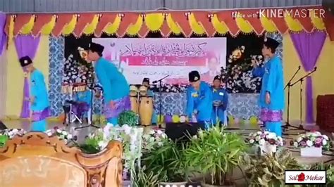 Kota ini memiliki penduduk 140.000 sedangkan distriknya memiliki penduduk di atas 300.000. Shaoutul Syakirin @ NASYID PERINGKAT DAERAH BATU PAHAT ...