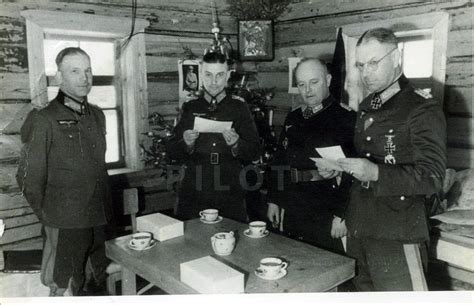 To connect with richard, sign up for facebook today. NAZI JERMAN: Foto Kriegsweihnacht (Natal Masa Perang)