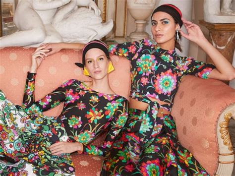 Di qualsiasi cerimonia si tratti, ogni appuntamento che coinvolge amici e parenti è diventato uno dei momenti moda più cruciali. Vestiti invitata matrimonio: abiti da cerimonia per la ...