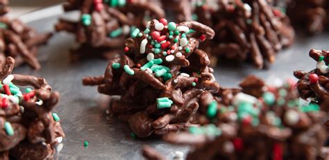 During the summer time, i have a lot of free time to do some of the the pioneer woman ree drummond has the easiest fudge recipe with a christmas twist. Holiday Haystacks | Recipe | Haystacks recipe, Food network recipes, Holiday cookies