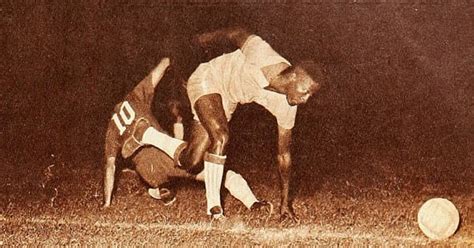 1910'da şili'de yaşayan i̇talyanların takımı olarak santiago de chile'de kuruldu. Partidos de la Roja: 13/03/1957 Brasil-Chile | 4:2