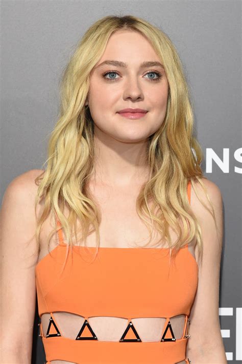 All original content and graphics belong to lovely dakota and cannot be reproduced in any form without the permission of the. Dakota Fanning - 'American Pastoral' Premiere in Los Angeles