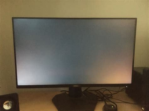 Ips glow is a phenomenon where the corners of the screen emit a glowing light that you can see in the ips glow is present in almost every ips display that you see in the market to date. Is this bad IPS Glow - Dell S2721DGF : Monitors