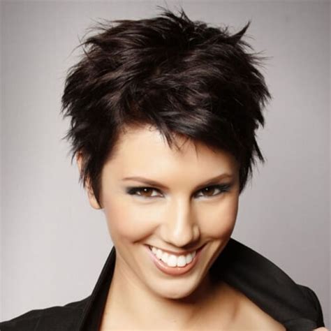 Choose choppy layers and side bangs to add a fresh touch to this iconic hairdo. 55 Alluring Ways to Sport Short Haircuts with Thick Hair ...