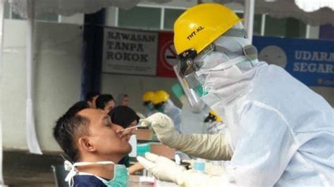 Dokter atau tenaga kesehatan lainnya rs, klinik, atau fasilitas kesehatan lainnya. Ingin Tes Covid? Berikut Tarif Swab Test dan PCR Terbaru ...