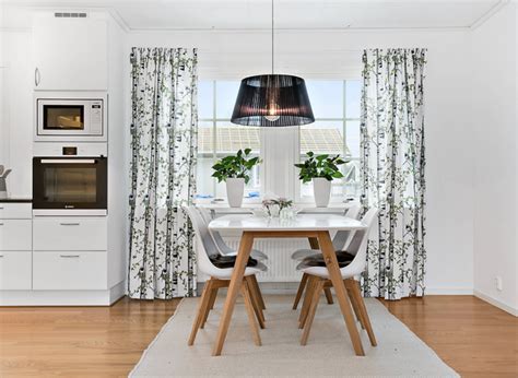 Umso wichtiger, mit einem schicken teppich im wohnzimmer für heimelige stimmung zu sorgen. Teppich Für Esstisch | Traumteppich Im Esszimmer