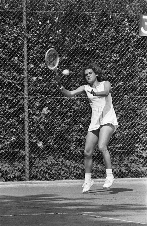 One of the big reasons female tennis players are hot is that tennis is hugely popular in eastern europe where, on average, women tend to be of a higher standard than western women. The Top 10 Greatest Women's Tennis Players of All Time ...
