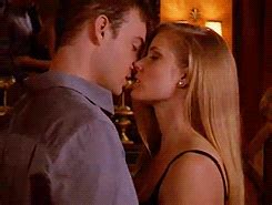 This takes place several years before cruel intentions (1999), back to when kathryn first meets sebastian, their sexual attraction to each other and their enjoyment in destroying the lives of their peers. Familiar Attraction