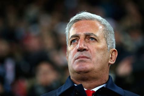 Benvenuto\a nella official fan page di vladimir petkovic. Vladimir Petković: Svi se moraju preispitati, od igrača do ...