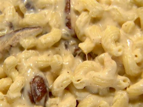 Either way, be sure to use good vodka, like grey goose, in this happy hour treat. Ina Garten Mac and Cheese Recipe - Best Baked Macaroni and ...