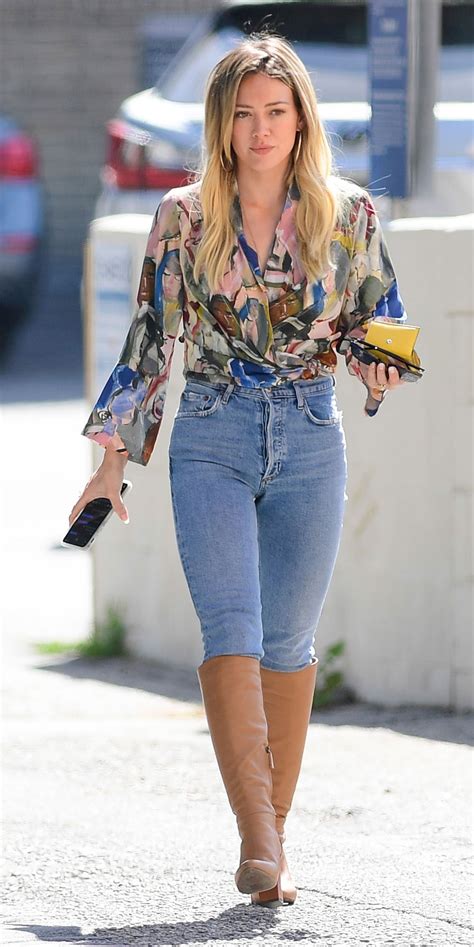 Hilary duff is now a mother of three after giving birth to a baby girl. Look of the Day in 2020 | Hilary duff style, Spring dress ...