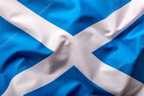 Scotland is a country rich in heritage, history and culture. Schottland Fahne. Schottische Flagge aus Stoff im wind ...