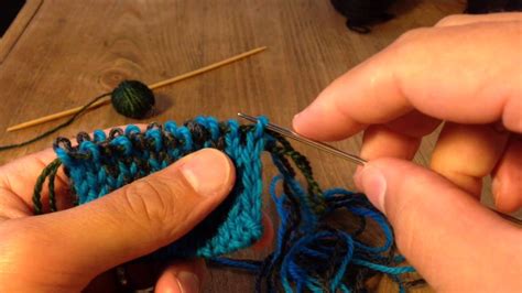 Want to give double knitting a try? Lifelines in Double-Knitting - a Sockmatician Tutorial ...