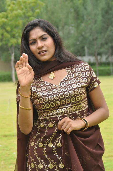 Read all the latest tollywood news, photo gallery, telugu movies, news, reviews, political news, telugu movies updates explore the world with salute india. Tamil Actress Swasika Sokkali Movie Stills | Bollywood ...