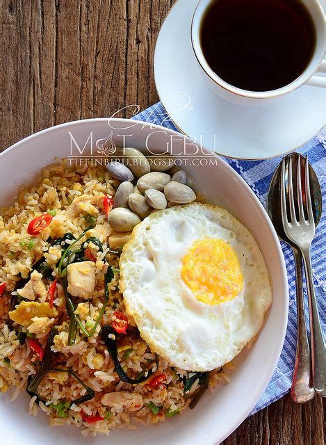 Nasi goreng is often described as an indonesian rice dish cooked with pieces of. Dapur Tanpa Sempadan...: NASI GORENG KAMPUNG YANG MENGGODA ...