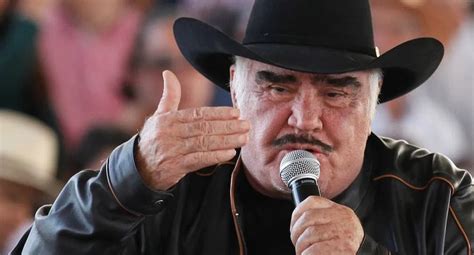 Vicente chente fernández gómez (born 17 february 1940) is a mexican retired singer, actor, and film producer. Vicente Fernández lanza el disco "A mis 80's" para ...