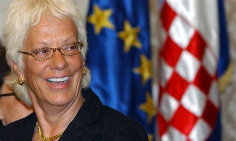 Jun 09, 2021 · carla del ponte lebt heute wieder im tessin in der schweiz. Carla Del Ponte napustila UN-ovo povjerenstvo za zločine u ...