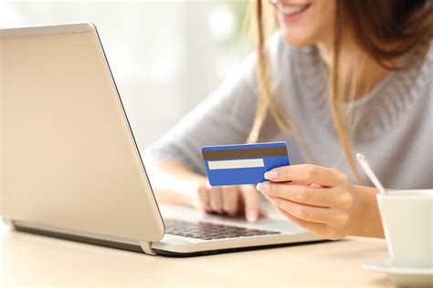 A lot of people make online credit card payments every month; Improving Sales with Live Chat and Online Credit Card Payments | OM4