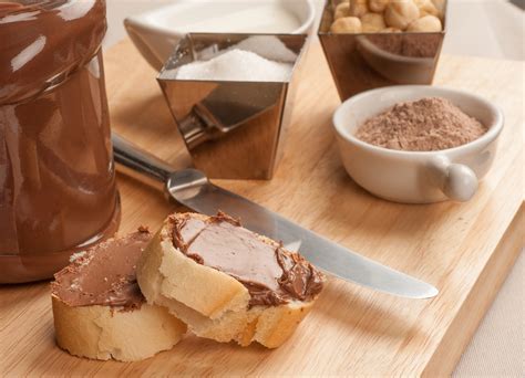 In new jersey, we use about thirteen hundred tons of hazelnuts per year. How to Make Nutella | ITALY Magazine