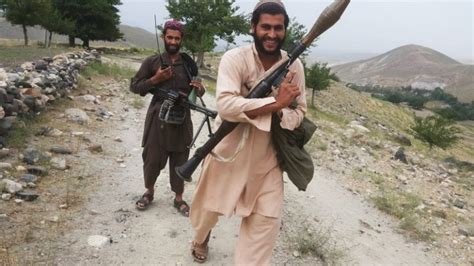 Οι ταλιμπάν κατέλαβαν σήμερα τη λασκάρ γκα, την πρωτεύουσα της επαρχίας χελμάντ, στο νότιο αφγανιστάν, αφού επέτρεψαν οι δυνάμεις του στρατού, πολιτικοί Η ζωή του διοικητή των Ταλιμπάν στην ... Κρήτη- Ζούσε ως ...