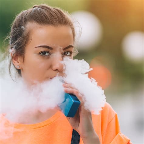 Per fenkel, here are some potential my teen is definitely vaping. Vape For Kids / An Alarming Number Of Kids Vape In School ...