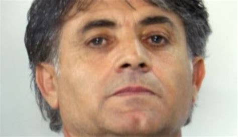 Caserta la polizia fa terra bruciata intorno a michele zagaria, dopo l'arresto del boss primula rossa lo scorso dicembre Camorra, in manette il fratello del boss Michele Zagaria ...